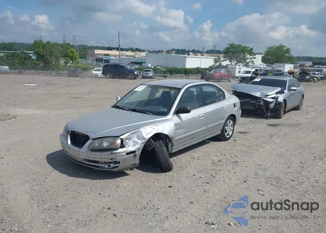 2004 Hyundai Elantra Gls/Gt z USA, uszkodzony, nr VIN KMHDN46D74U908959